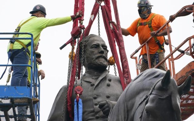 Statue of Confederate Robert E. Lee taken down in Virginia