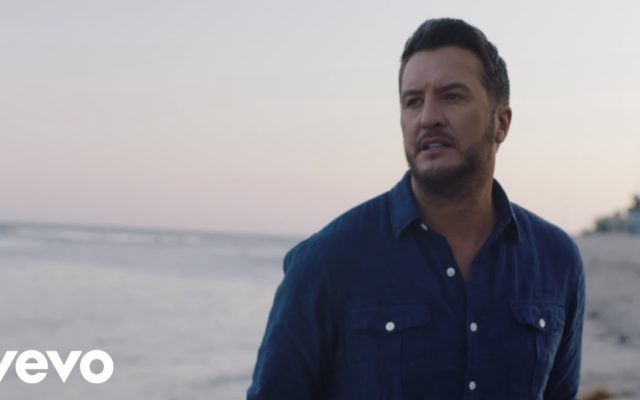 Luke Bryan Reaches The #1 Spot With “Waves”